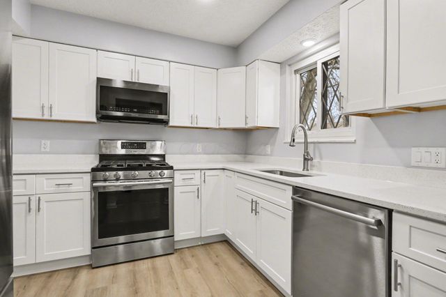 1914 Laramie Drive, 26, Powell, OH 43065