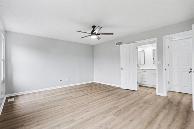 1914 Laramie Drive, 26, Powell, OH 43065