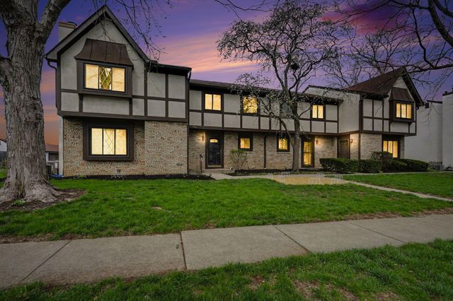 1914 Laramie Drive, 26, Powell, OH 43065