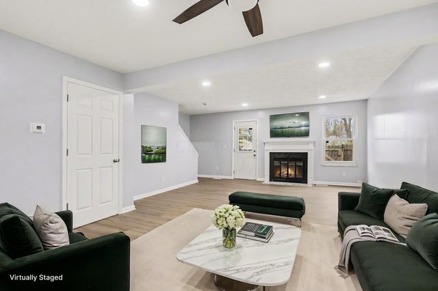 1914 Laramie Drive, 26, Powell, OH 43065