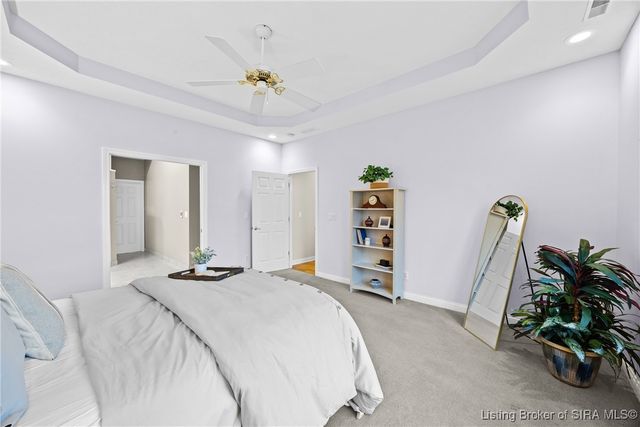 2714 Quail Chase Drive, Sellersburg, IN 47172