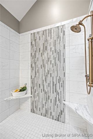 2714 Quail Chase Drive, Sellersburg, IN 47172