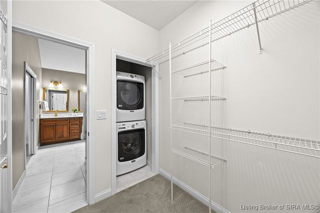 2714 Quail Chase Drive, Sellersburg, IN 47172