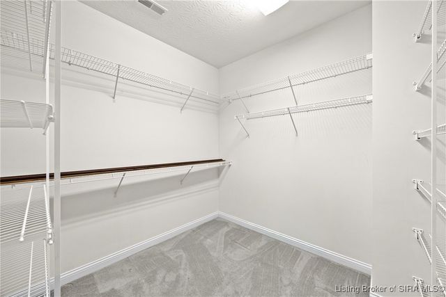 2714 Quail Chase Drive, Sellersburg, IN 47172