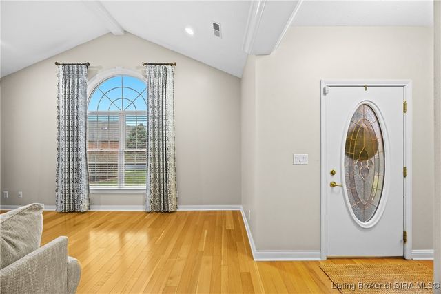 2714 Quail Chase Drive, Sellersburg, IN 47172