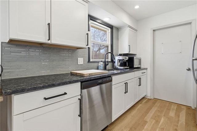 8519 Stearns Avenue, Overland Park, KS 66214