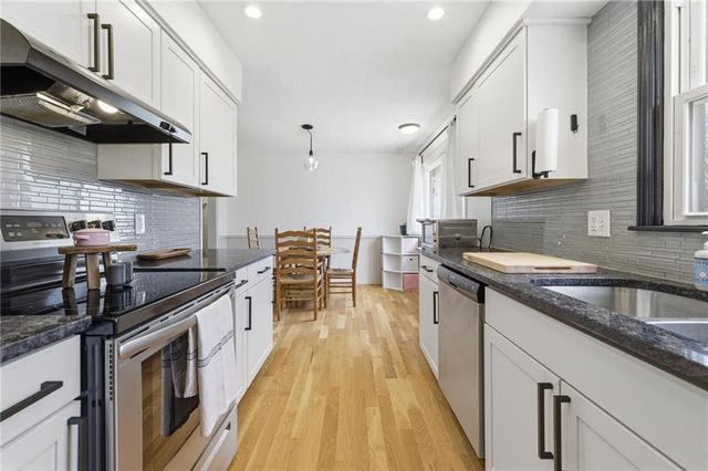 8519 Stearns Avenue, Overland Park, KS 66214