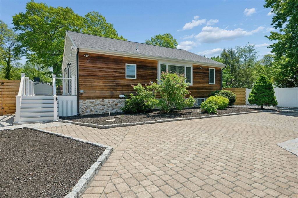 55 N. Lillian Streeet, Randolph, MA 02368