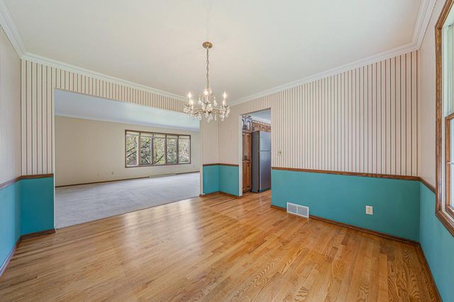 6283 N ROSEWOOD DRIVE, Appleton, WI 54913
