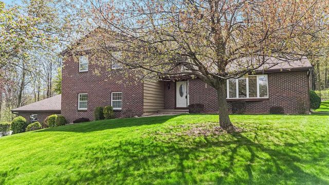 6283 N ROSEWOOD DRIVE, Appleton, WI 54913