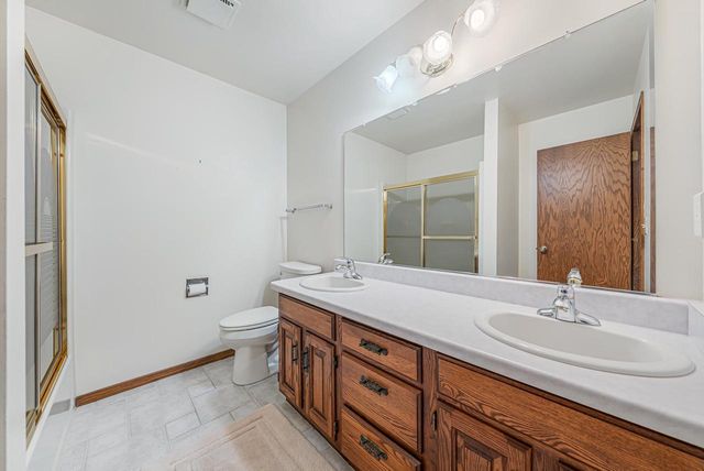 6283 N ROSEWOOD DRIVE, Appleton, WI 54913