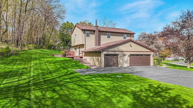 6283 N ROSEWOOD DRIVE, Appleton, WI 54913