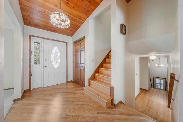 6283 N ROSEWOOD DRIVE, Appleton, WI 54913