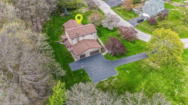 6283 N ROSEWOOD DRIVE, Appleton, WI 54913