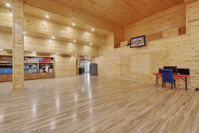 10500 Jenny Lind Road, Fort Smith, AR 72908