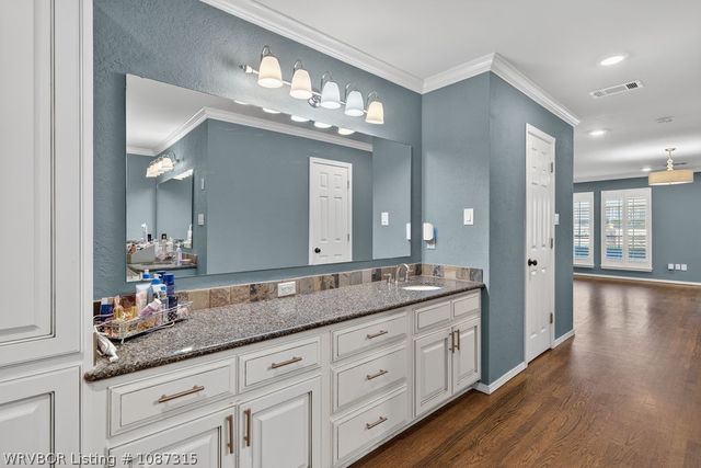 10500 Jenny Lind Road, Fort Smith, AR 72908