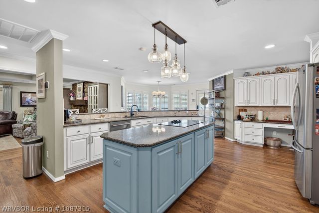 10500 Jenny Lind Road, Fort Smith, AR 72908