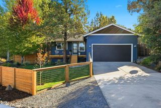 1571 NE Butler Market Road, Bend, OR 97701