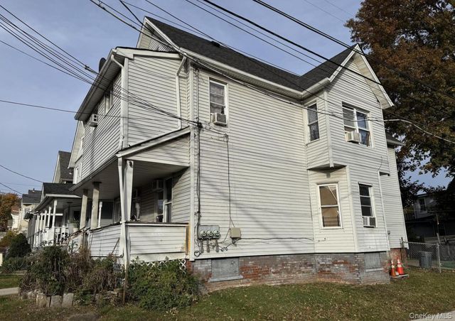 121 Harrison Avenue, Staten Island, NY 10302