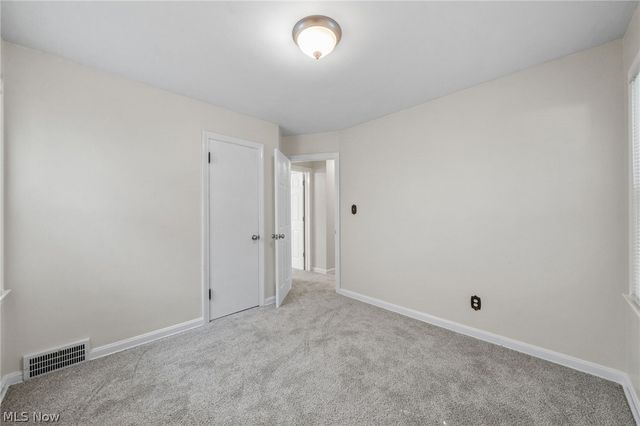 142 Canton Road, Akron, OH 44312