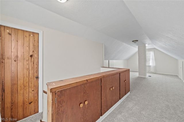 142 Canton Road, Akron, OH 44312