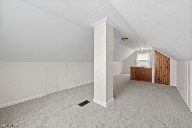 142 Canton Road, Akron, OH 44312