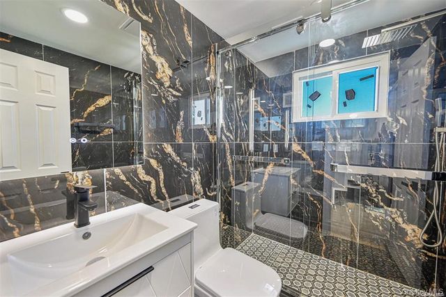 253 Meyer Avenue, Valley Stream, NY 11580