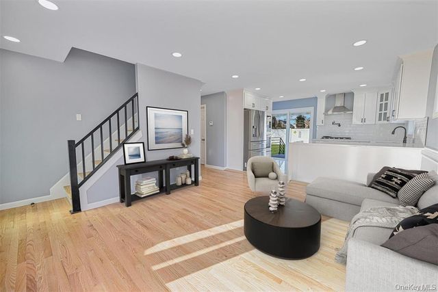 253 Meyer Avenue, Valley Stream, NY 11580