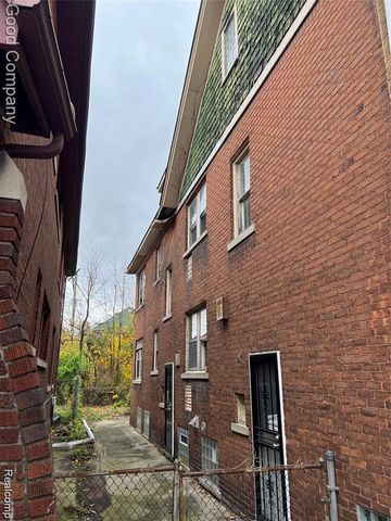 12723 Stoepel Street, Detroit, MI 48238
