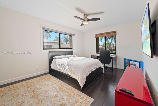 410 Sailboat Cir 410, Weston, FL 33326