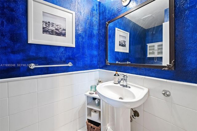 410 Sailboat Cir 410, Weston, FL 33326