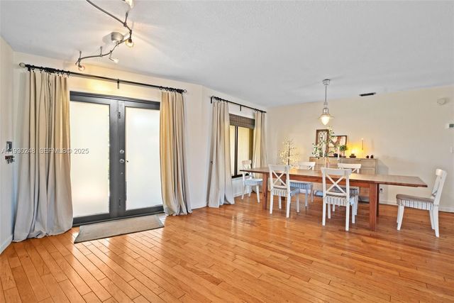 410 Sailboat Cir 410, Weston, FL 33326