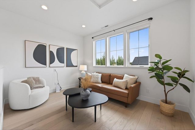 62637 Mt Hood Drive, Bend, OR 97703