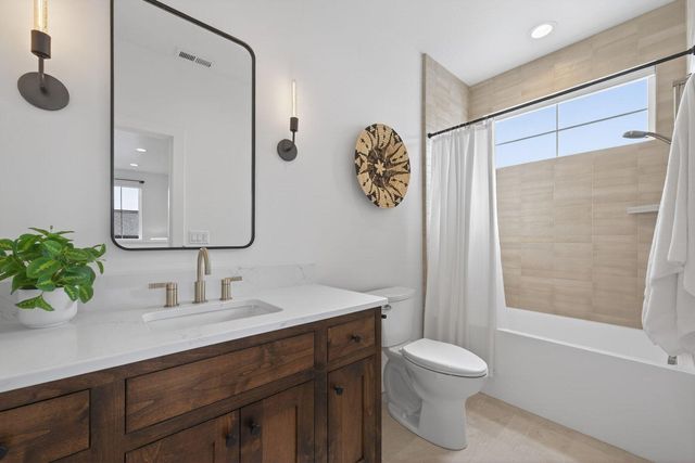 62637 Mt Hood Drive, Bend, OR 97703