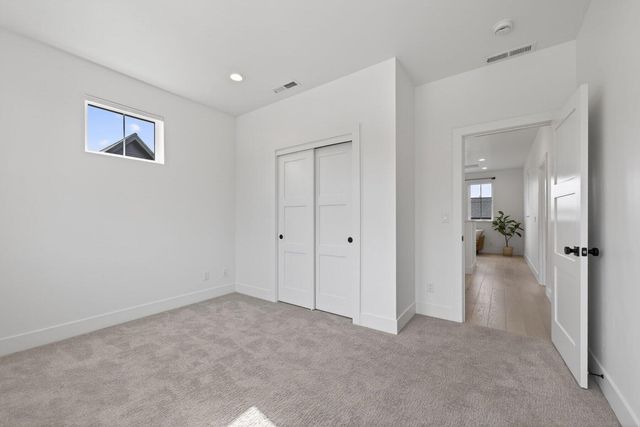 62637 Mt Hood Drive, Bend, OR 97703