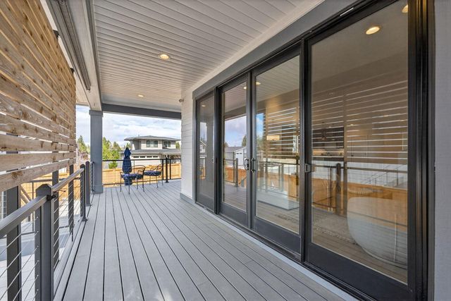 62637 Mt Hood Drive, Bend, OR 97703