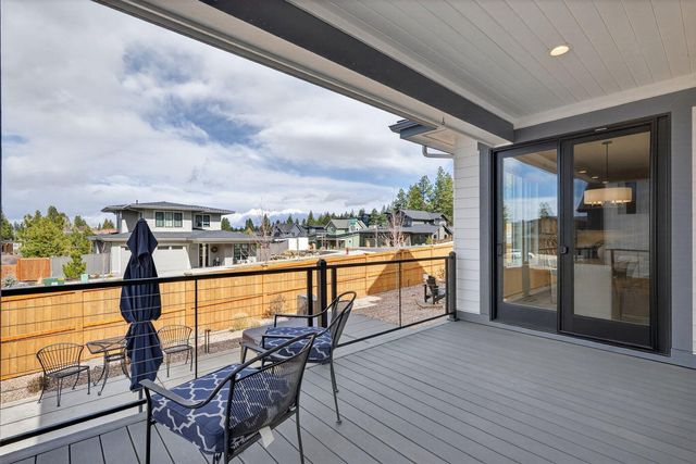 62637 Mt Hood Drive, Bend, OR 97703