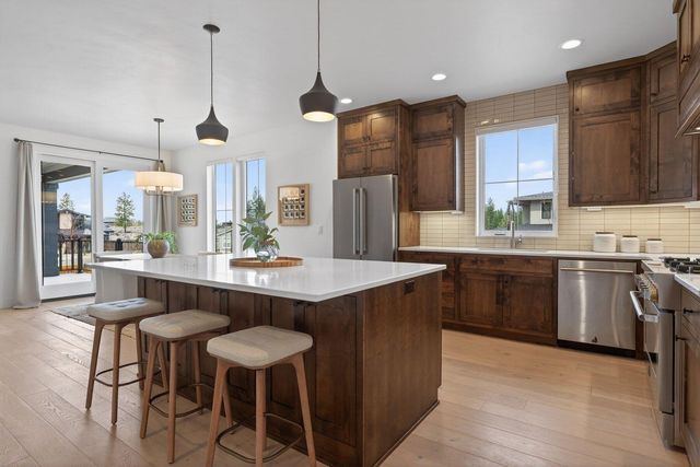 62637 Mt Hood Drive, Bend, OR 97703