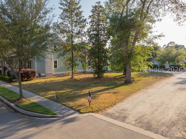518 Water St, Beaufort, SC 29902
