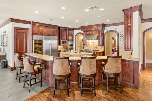 331 S White Chapel Boulevard, Southlake, TX 76092