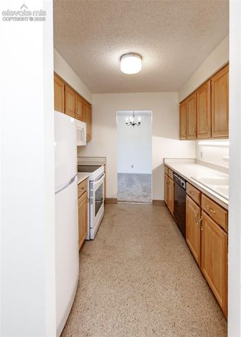 411 Lakewood Circle A706, Colorado Springs, CO 80910