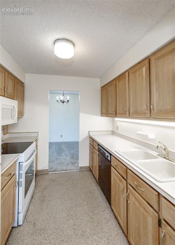 411 Lakewood Circle A706, Colorado Springs, CO 80910