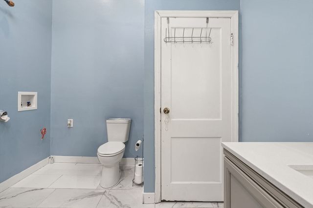 18 Larchwood Rd, Methuen, MA 01844