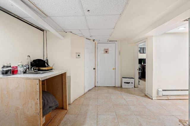 18 Larchwood Rd, Methuen, MA 01844