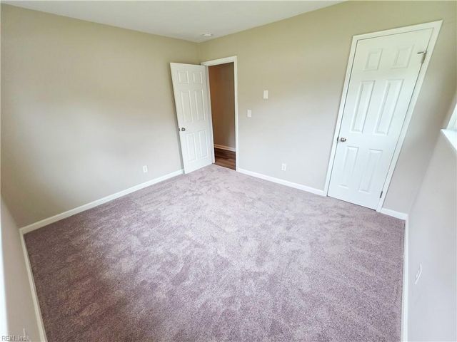 800 Churchill DR, Virginia Beach, VA 23464