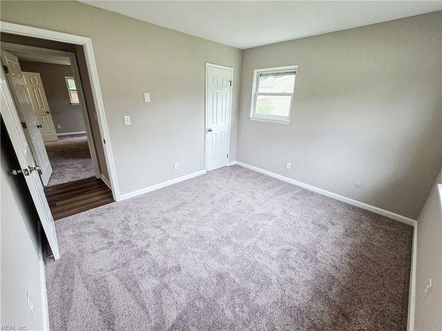 800 Churchill DR, Virginia Beach, VA 23464