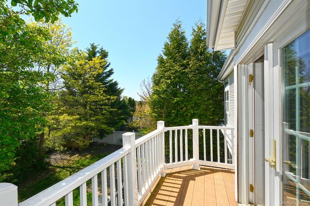 1 Dylan Place, Melville, NY 11747