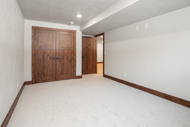 2765 COUNTY ROAD EE, Abrams, WI 54101