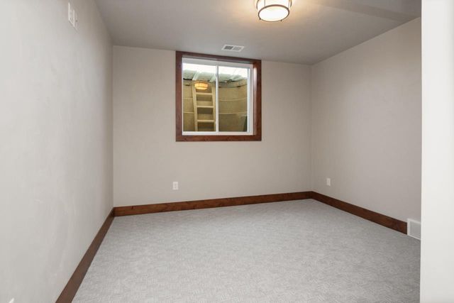 2765 COUNTY ROAD EE, Abrams, WI 54101