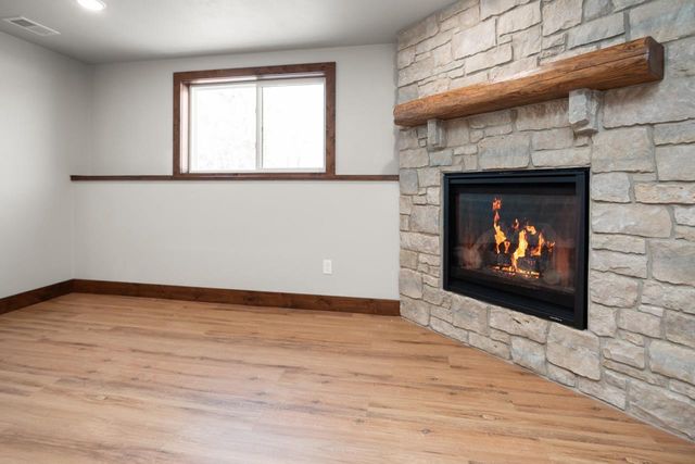 2765 COUNTY ROAD EE, Abrams, WI 54101